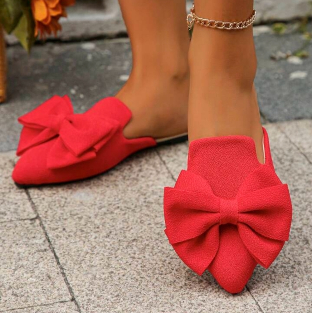 Felt's Fun Finds Red Bow Pointed Toe Flats